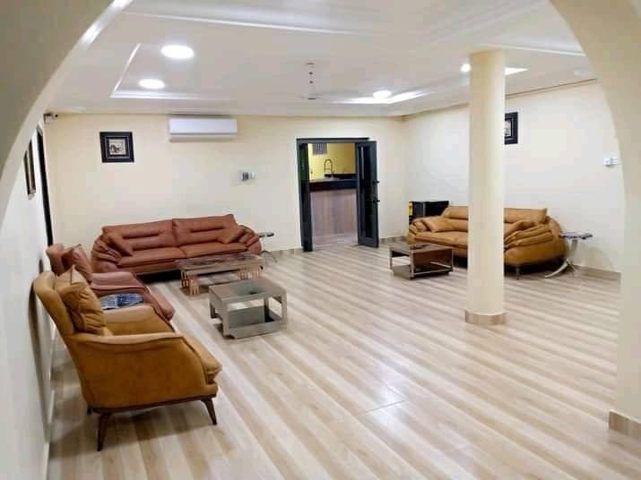 Executive Suite Image